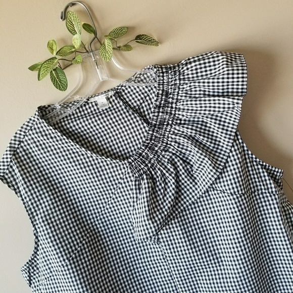 𝅺NEW! HALOGEN Asymmetrical Gingham Top Blouse Medium. - Picture 2 of 8